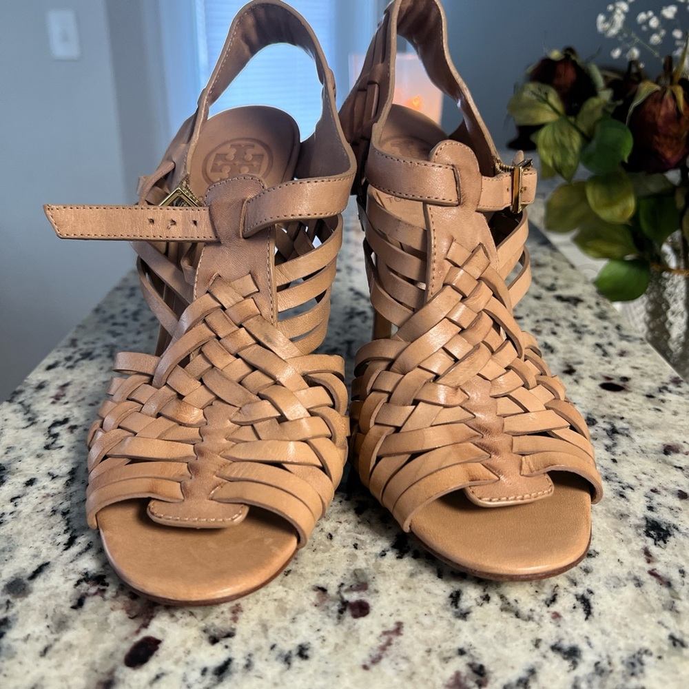 Tory Burch Tan Woven Heels